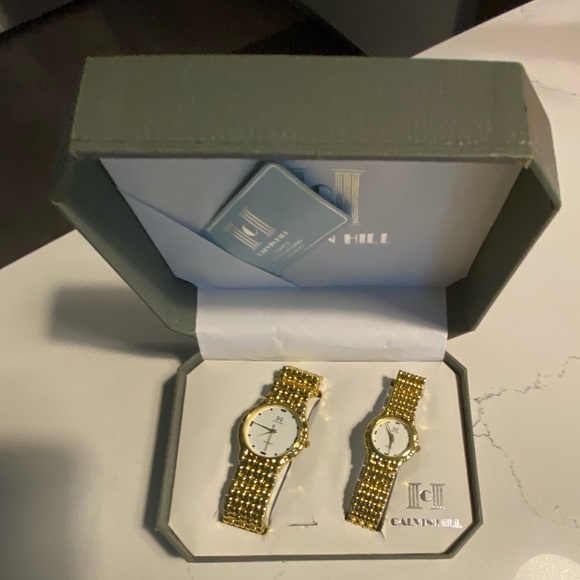 New Quartz Brand Couple Set Watches - Picture 2 of 6